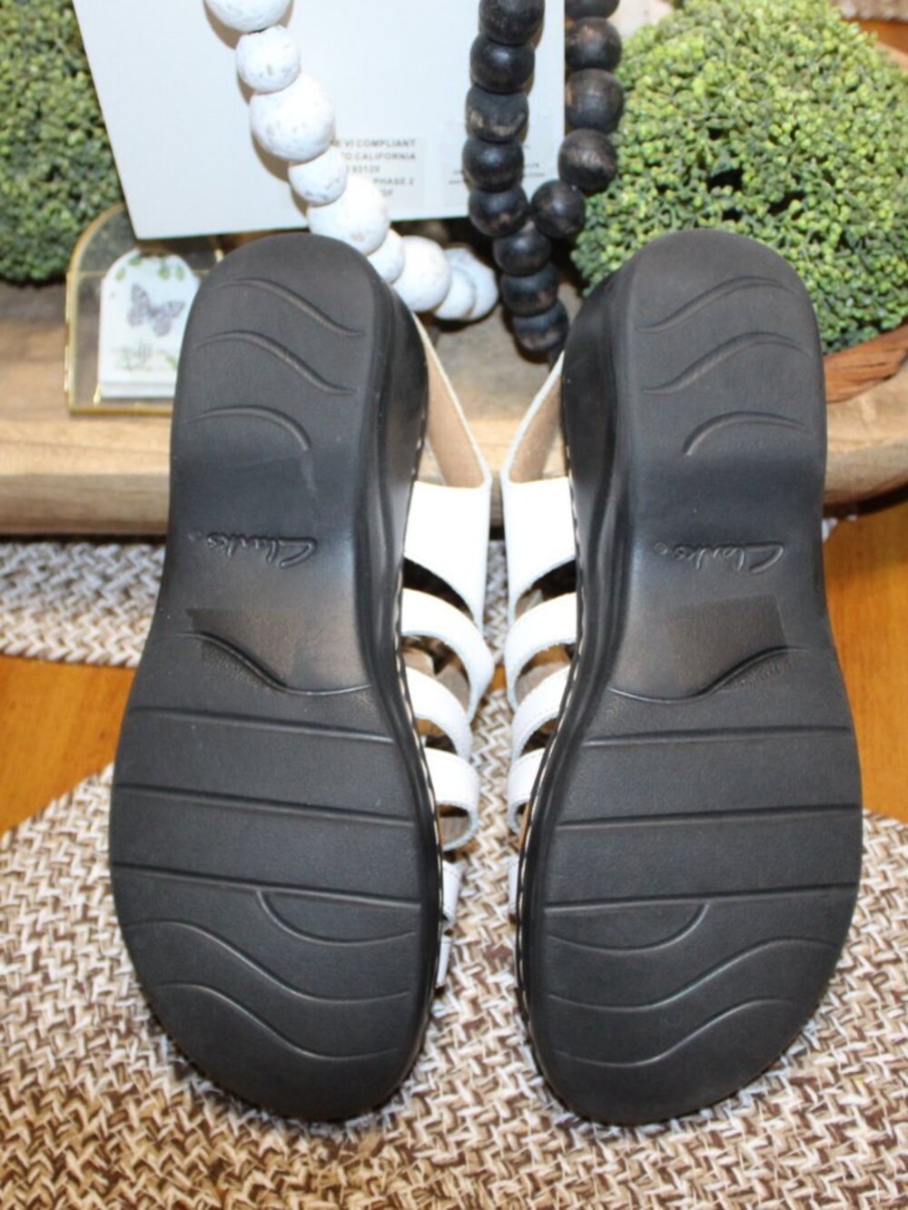 NWOT Clarks Lexi Marigold Sandals 9 WIDE NICE! - Picture 8 of 8